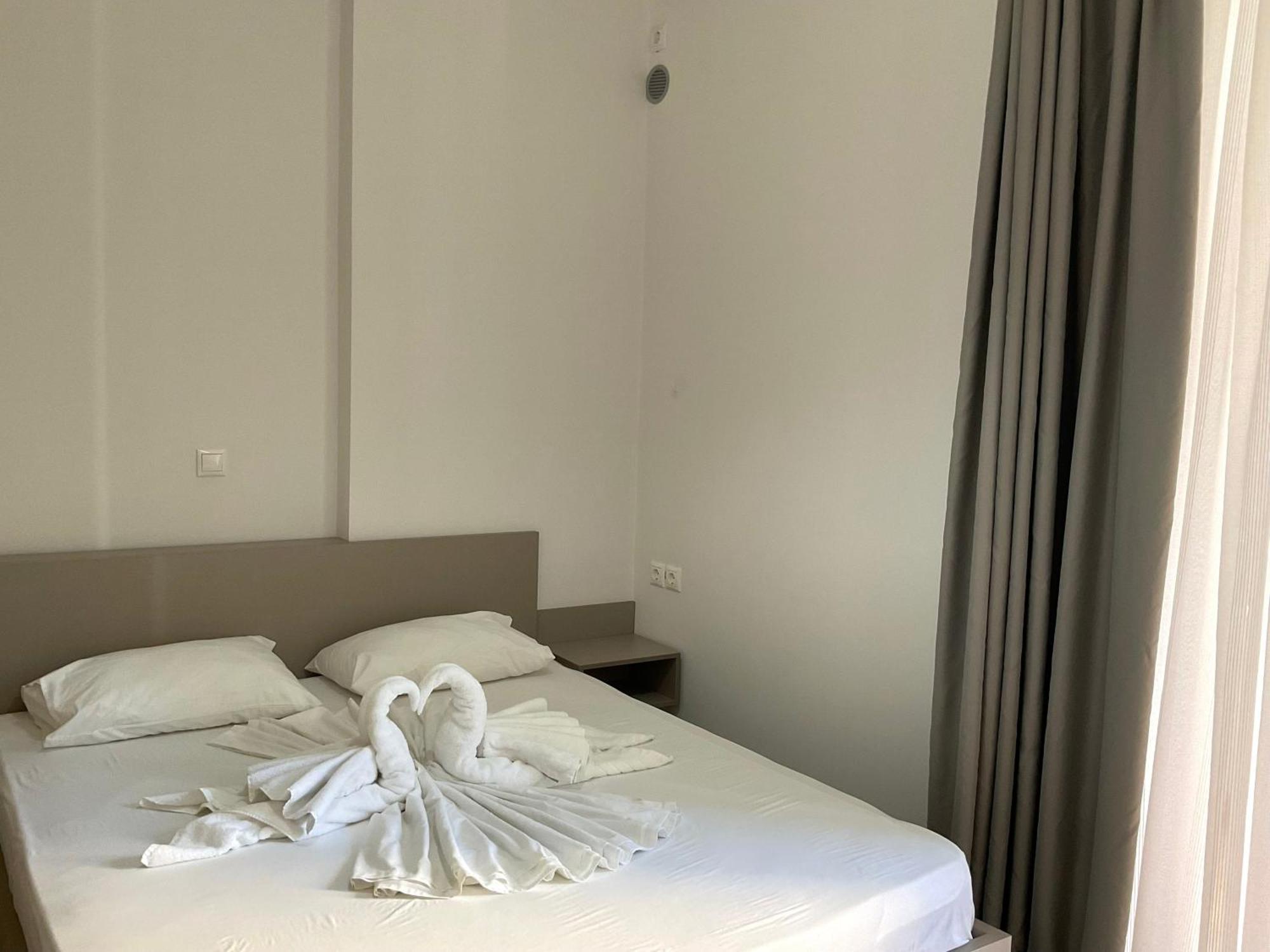 Mojito Beach Apartments With Free Parking Sarandë 客房 照片